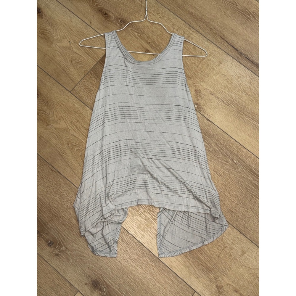 Lush Grey Striped Sleeveless Tank Top Twist Back Open Women Small